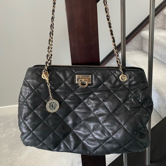 DKNY black leather purse - Picture 2 of 4